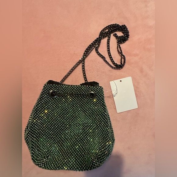 NWT: GLITZ AND GLAM MINI BUCKET BAG - Picture 2 of 3